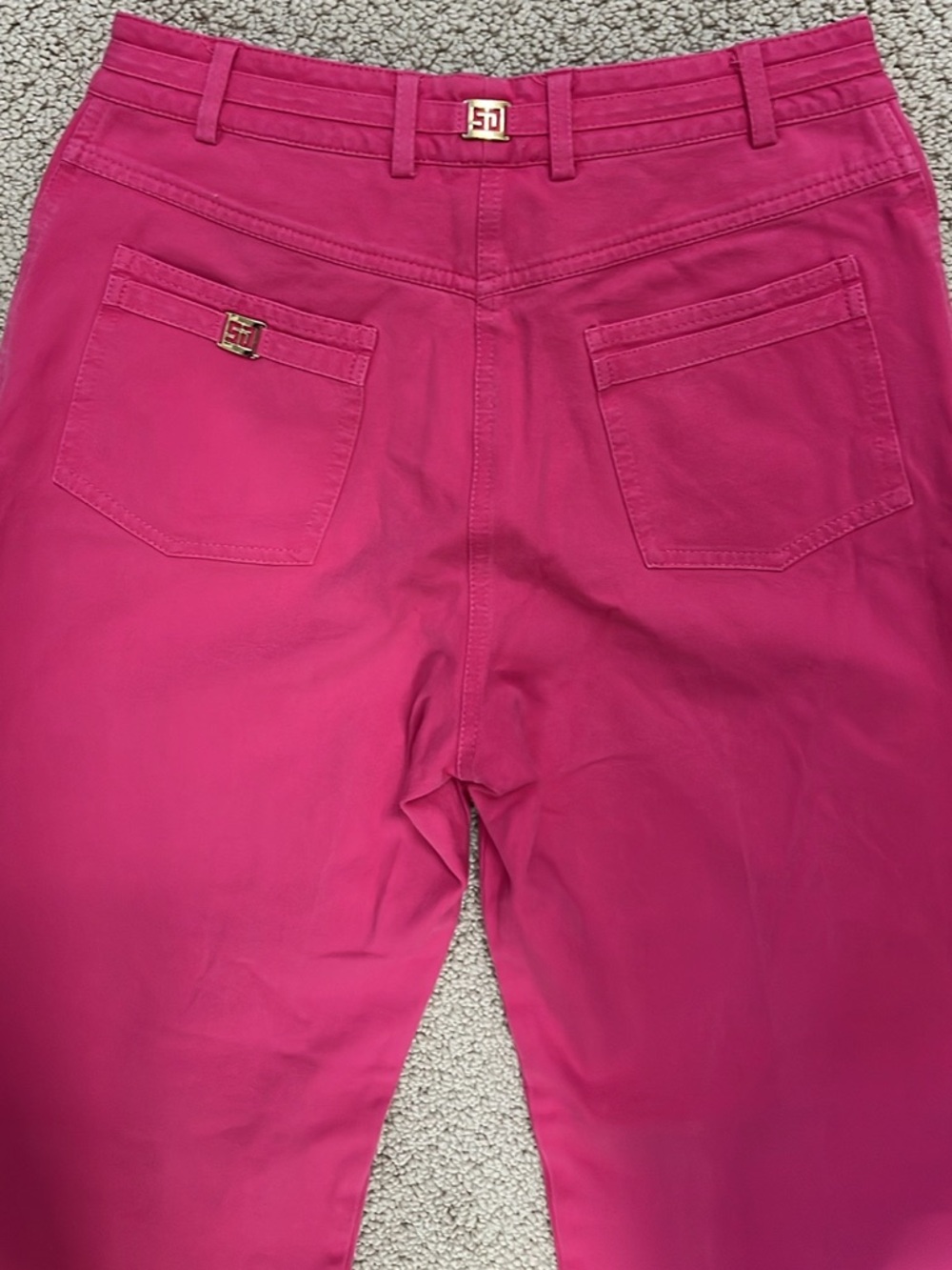 VINTAGE 2005 St John Sport by Marie Gray Hot Pink Twill Pants Gold Accents 6